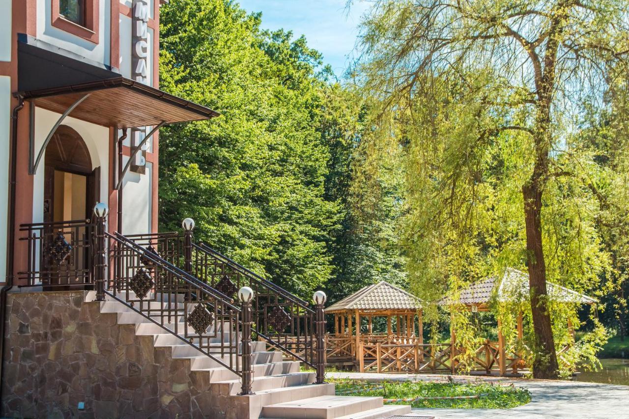 Мисливець В Комплексі "Сокіл" Hotell Susk Exteriör bild