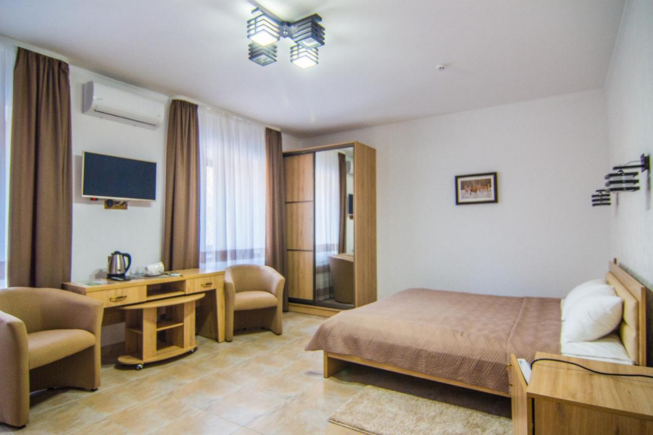 Мисливець В Комплексі "Сокіл" Hotell Susk Exteriör bild