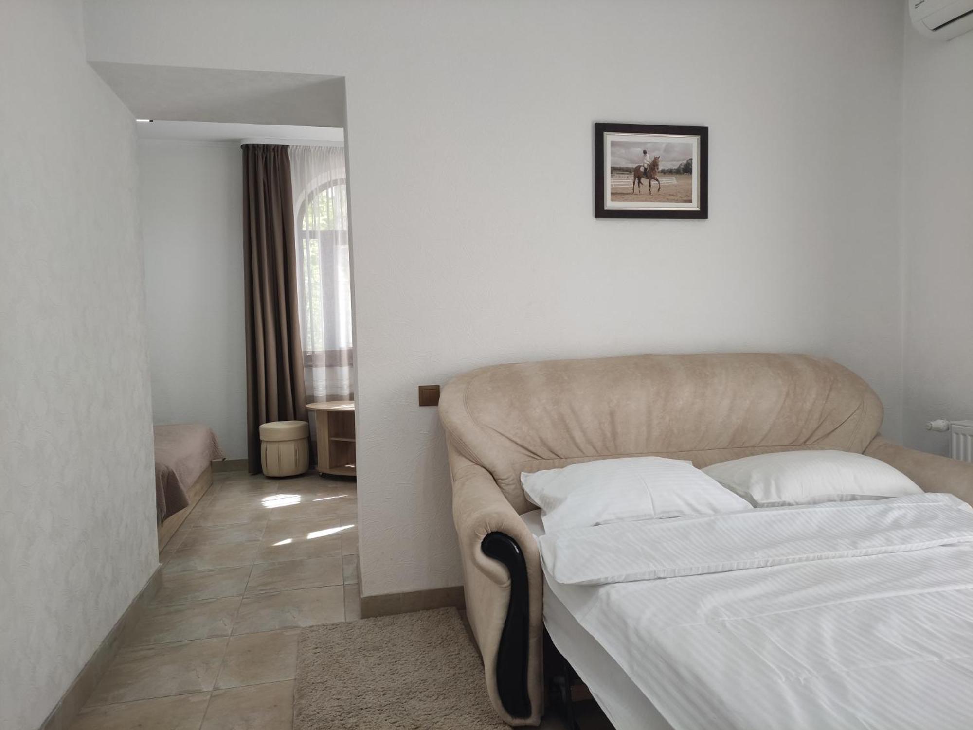 Мисливець В Комплексі "Сокіл" Hotell Susk Exteriör bild